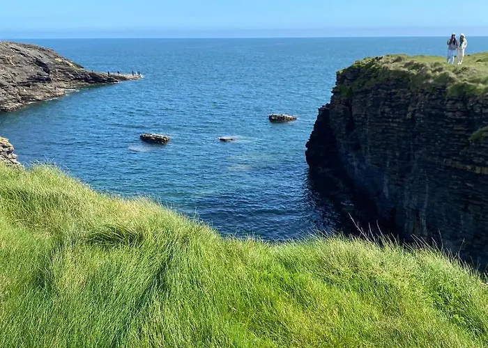 Vakantiehuis A Spacious 4-bed Beside The Fethard-on-Sea